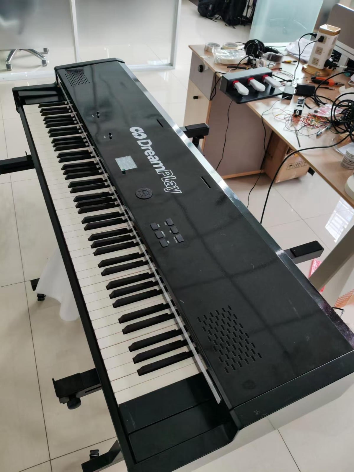 DreamPlay prototype on its stand during testing